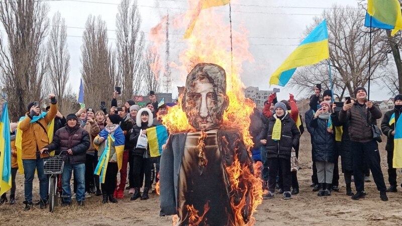 В захваченных городах Запорожской области проходят акции протеста против присутствия российских войск