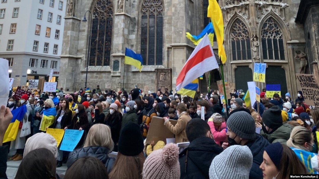 Протес во Виена за поддршка на Украина 
