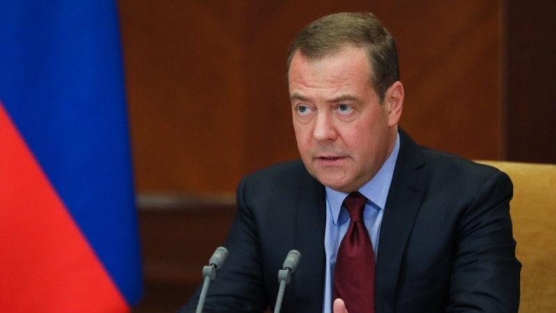 Россия: Медведев заявил, что из-за санкций жители ЕС «вынуждены стирать туалетную бумагу» 