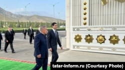 Татарстан президенты Рөстәм Миңнеханов һәм Төрекмәнстан президенты Сәрдар Бердымөхәммәтов