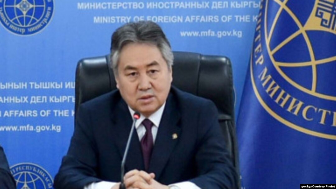 Жээнбек Кулубаев. 