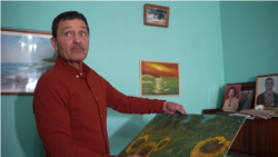 Siberia: elevii au adunat bani pentru profesorul lor amendat după ce a smuls de pe o ușă simbolul „Z”