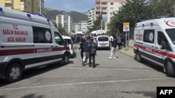 Թուրքիա - Շտապօգնության ավտոմեքենաները դեպքի վայրում, Քահրամանմարաշ, 15-ը ապրիլի, 2026թ.