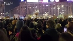 A treia zi de proteste la București împotriva ascensiunii suveranistului prorus Călin Georgescu, „noul Antonescu”