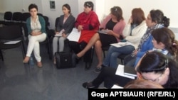 გორში, ადგილობრივ არასამთავრობო ორგანიზაციების წარმომადგენლებს, „აღმოსავლეთ–დასავლეთის მართვის ინსტიტუტის“ ხელმძღვანელები შეხვდნენ.