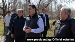 Мамлекет башчысы Садыр Жапаров президенттик аппараттын ишембилигинде. 2021-жылдын 27-марты.