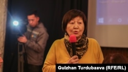 Төлөкан Исмаилова.