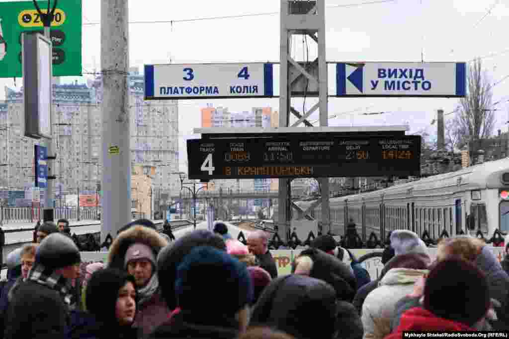 Незважаючи на війну, потяги ходять в тому числі з Донбасу &ndash; з Краматорська. Одеса, 7 березня 2022 року