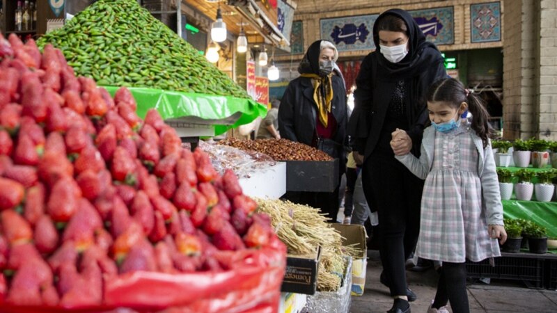 اتحادیه فروشندگان میوه: مردم رغبتی برای خرید میوه نوبرانه ندارند