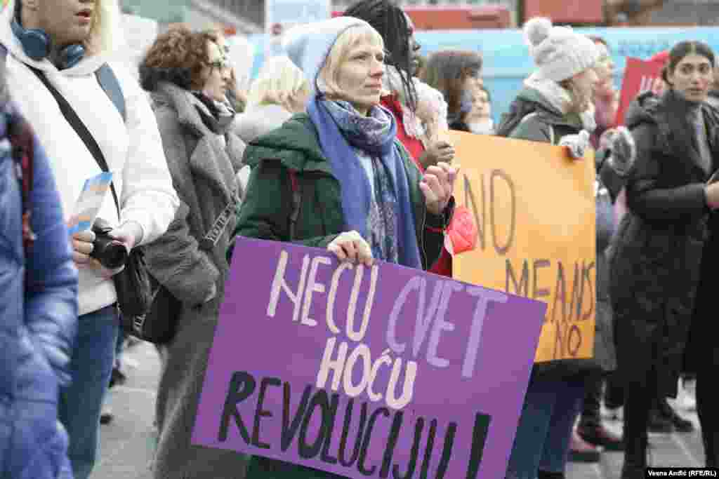 Osmomartovski protestni marš u Beogradu završio se na Trgu republike.