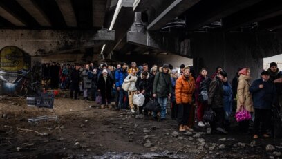 Русия и Украйна се договориха за 12 часови хуманитарни коридори за