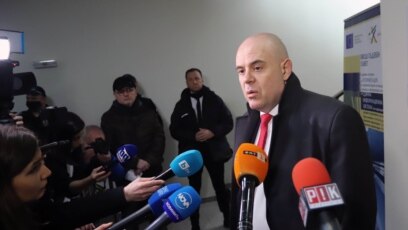 Главният прокурор Иван Гешев сезира Конституционния съд КС с искане