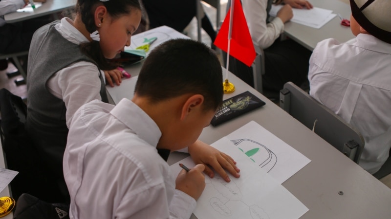 Кыргызстан 12 жылдык окуу системасына өтөт