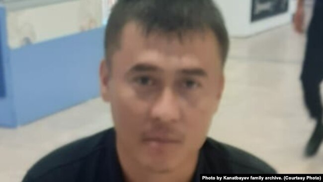 2022 жылғы Қаңтар оқиғасы кезінде Алматыда жоғалып кеткен Өзбекстан азаматы Мақсет Қанатбаев. Отбасы архивіндегі фото.