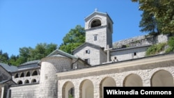 Cetinjski manastir je kulturno-istorijsko dobro Crne Gore najvišeg značaja (na fotografiji, detum nepoznat)