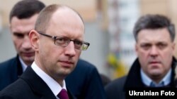 Віталій Кличко, Арсеній Яценюк, Олег Тягнибок