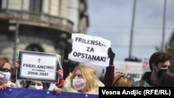 Protest frilensera i radnika na internetu ispred Skuptine Srbije, 8. april 2021.