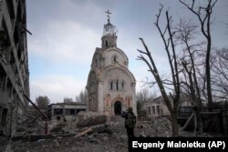 Разрушенный российскими обстрелами один из храмов в Мариуполе. 10 марта 2022 года