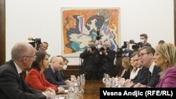 Ministarka spoljnih poslova Nemačke Analena Berbok na sastanku u Beogradu sa predsednikom Srbije Aleksandrom Vučićem, 11. mart 2022. 