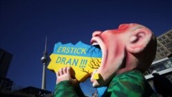 Detalj sa demonstracija u Berlinu (13. mart 2022)
