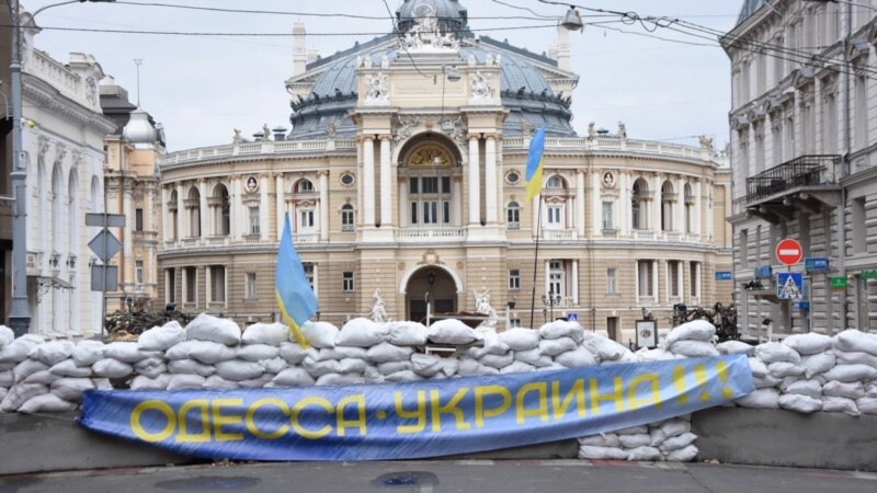 Российские военные планируют десантироваться в Одессе, но «их там ждут» – секретарь СНБО Украины