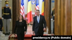 Vicepreședinta SUA, Kamala Harris, a afirmat vineri sprijinul SUA pentru aliatul său din flancul estic al NATO, România, în contextul invadării Ucrainei de către Rusia.
