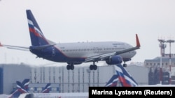 An Aeroflot airlines plane lands at Sheremetyevo International Airport in Moscow. (file photo)