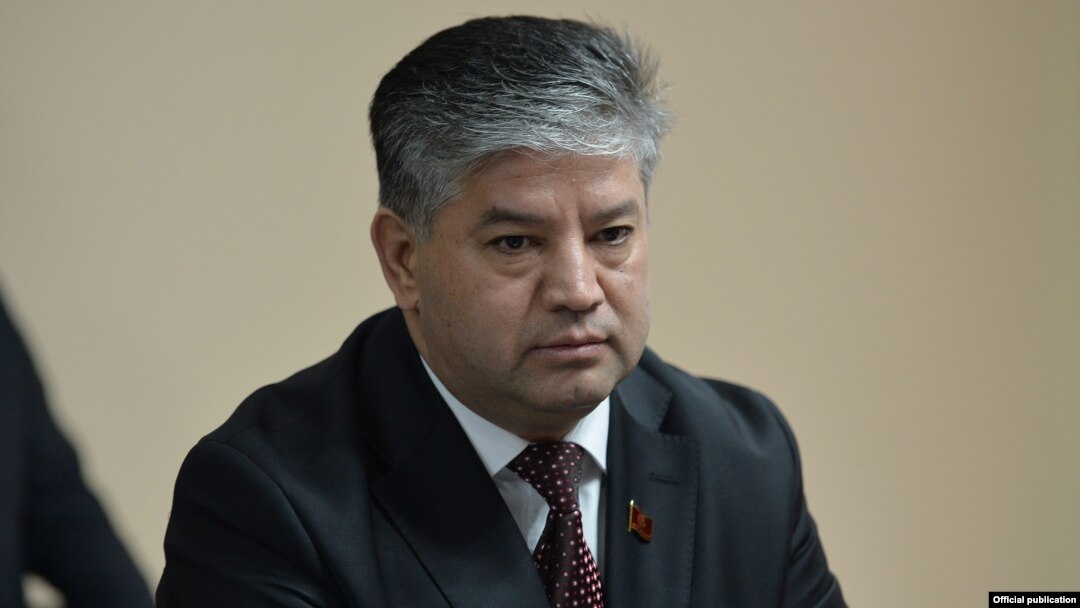 Равшанбек Сабиров.