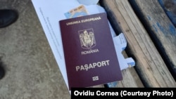 Pasaportul acceptat la intrarea în SUA are cip.