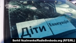 Обов’язкова евакуація має здійснюватися в супроводі одного з батьків або інших законних представників (фото ілюстраційне)