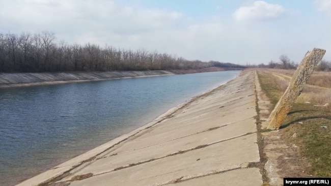 Днепровская вода близ Джанкоя, 17 марта 2022