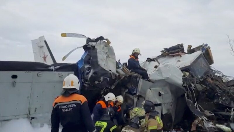 U padu aviona u Rusiji poginulo 16 osoba