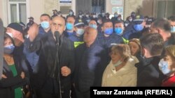 ნიკა მელია, ანზორ მელია, გიული ალასანია