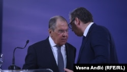 Kryediplomati rus, Sergei Lavrov dhe presidenti serb, Aleksandar Vuçiq. Beograd, 10 tetor 2021. 