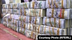 آرشیف، عکس جنبه تزئینی دارد