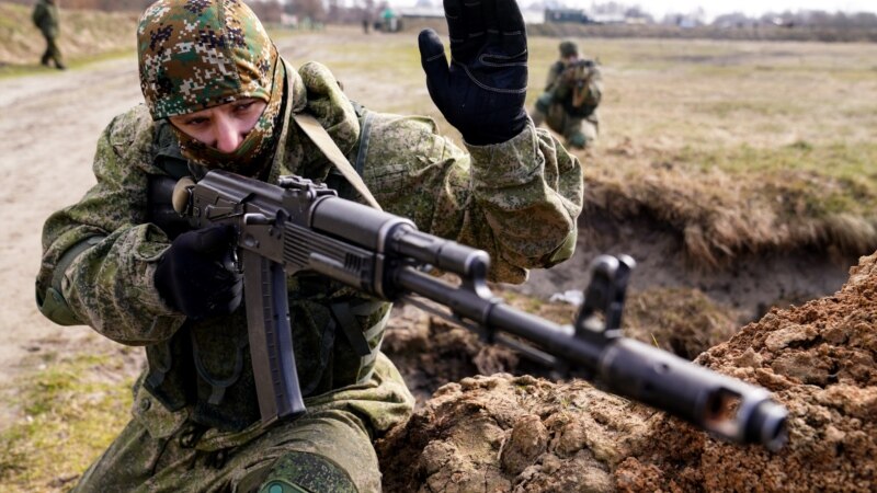 «Нам не простят войну с Украиной». Интеллигенция в России – против «партии войны» в Кремле