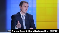 За даними МОЗ, від початку вакцинальної кампанії бустерну дозу отримали 167 360 людей (на фото Віктор Ляшко)