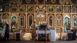Праздничное богослужение в Кафедральном соборе святых равноапостольных князя Владимира и Ольги в Симферополе