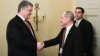 جیم ریش (وسط) در دیدار با رئیس جمهور سابق اوکراین
