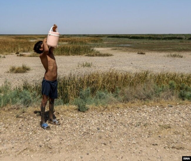 نمایی از خشکیدگی هورالعظیم در خوزستان، تیر ۱۴۰۰
