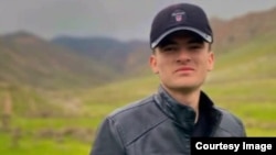 Шоҳдил Ҷӯразода моҳи апрели соли 2025 аз деҳаи Баҳори ҷамоати Лоиқ Шералии шаҳри Панҷакент ба хидмат ҷалб шудааст.