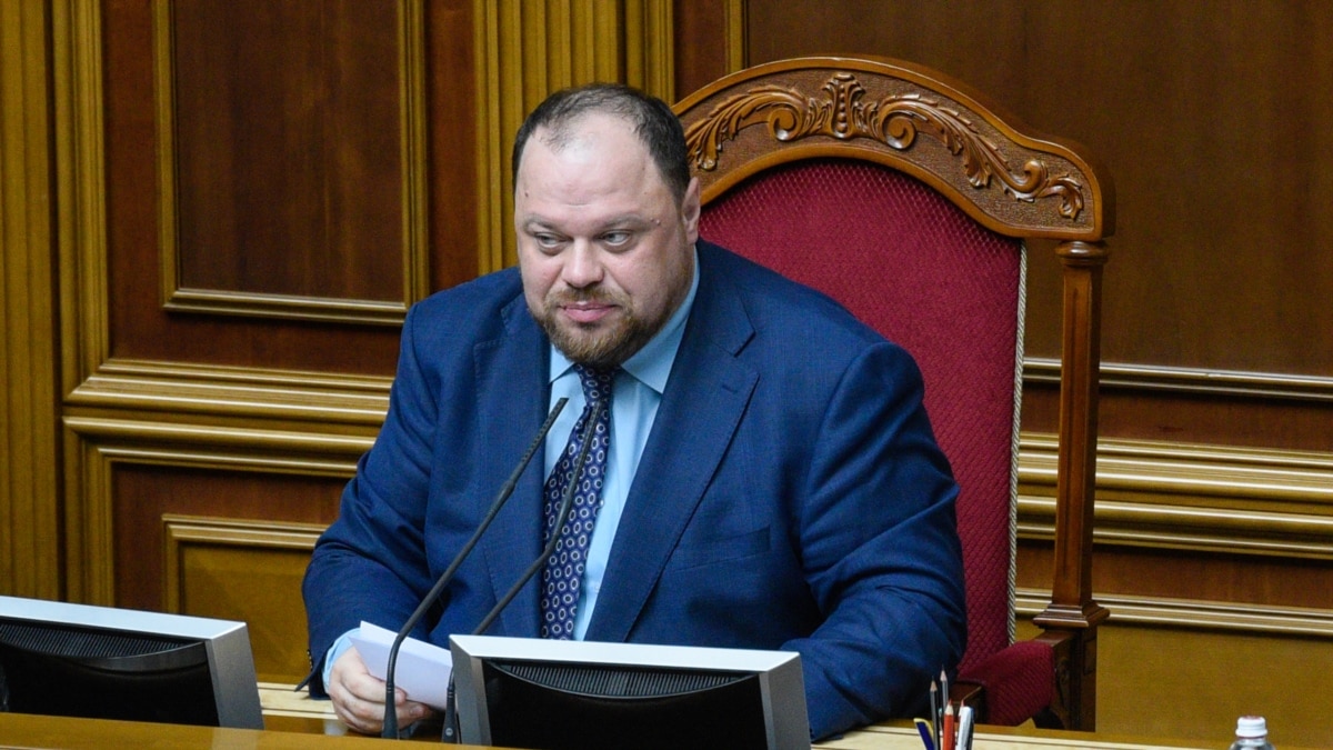 Стефанчук скликає позачергове засідання Ради на вимогу Зеленського