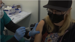 Ruski COVID turizam: U Srbiju po zapadne vakcine