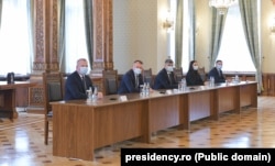 Delegația PSD a fost formată din președintele Marcel Ciolacu, secretarul general, Paul Stănescu, și trei aleși locali ai PSD. Palatul Cotroceni, 11 octombrie 2021.