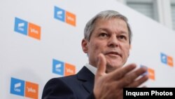 Dacian Cioloș, lider USR, premier desemnat după eșecul primei runde de negocieri cu PNL și UDMR, București, 13 octombrie 2021.