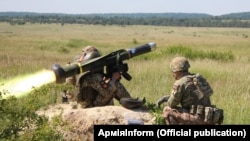 Sistemul antitanc american „Javelin”, în timpul unor exerciții militare din Ucraina, iunie 2021.