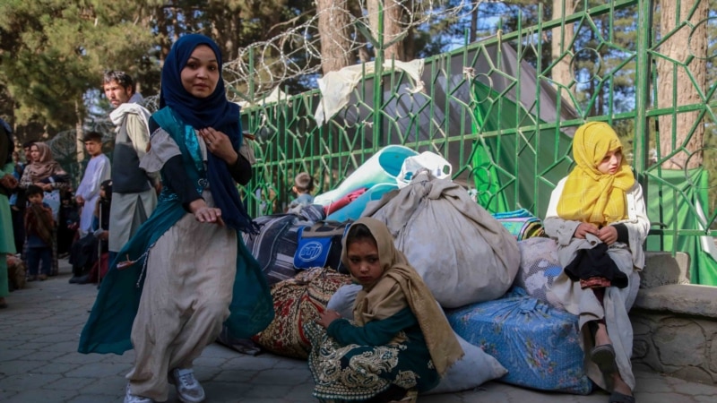 افغانستان کې د بې ځایه شویو کډوالو په اړه د مهاجرت سازمان اندېښنې 