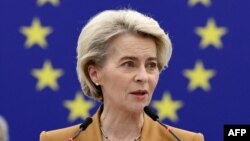 Predsjednica Evropske komisije Ursula von der Leyen drži govor tokom plenarne sjednice u Evropskom parlamentu u Strazburu, istočna Francuska, 13. decembra 2023. 