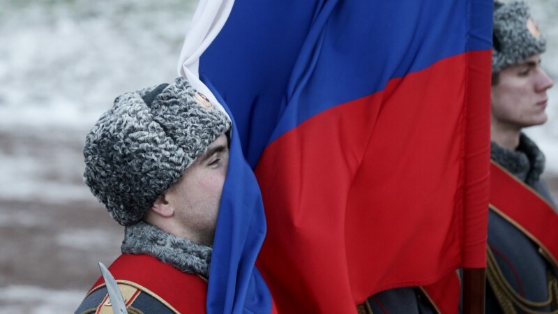 Орусия армияга алынчулардын жашын көтөрүүнү караштырууда