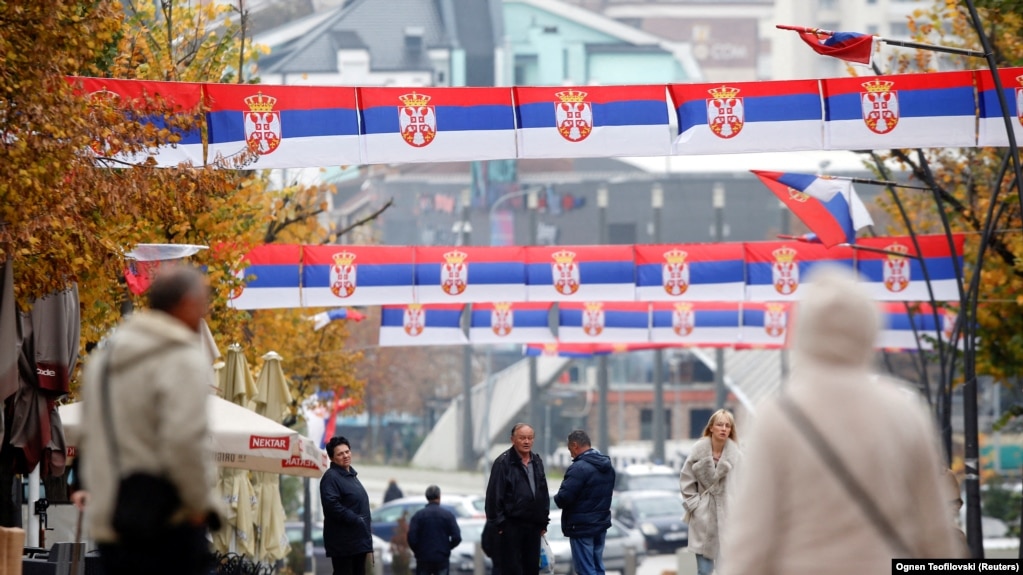 Na Kosovu postoji ukupno deset opština sa srpskom većinom. Šest se nalazi južno od Ibra: Gračanica, Novo Brdo, Štrpce, Ranilug, Klokot i Parteš. Ostale četiri, Severna Mitrovica, Leposavić, Zvečan i Zubin Potok, su teritorijalno povezane na severu. (Foto: Severna Mitrovica)